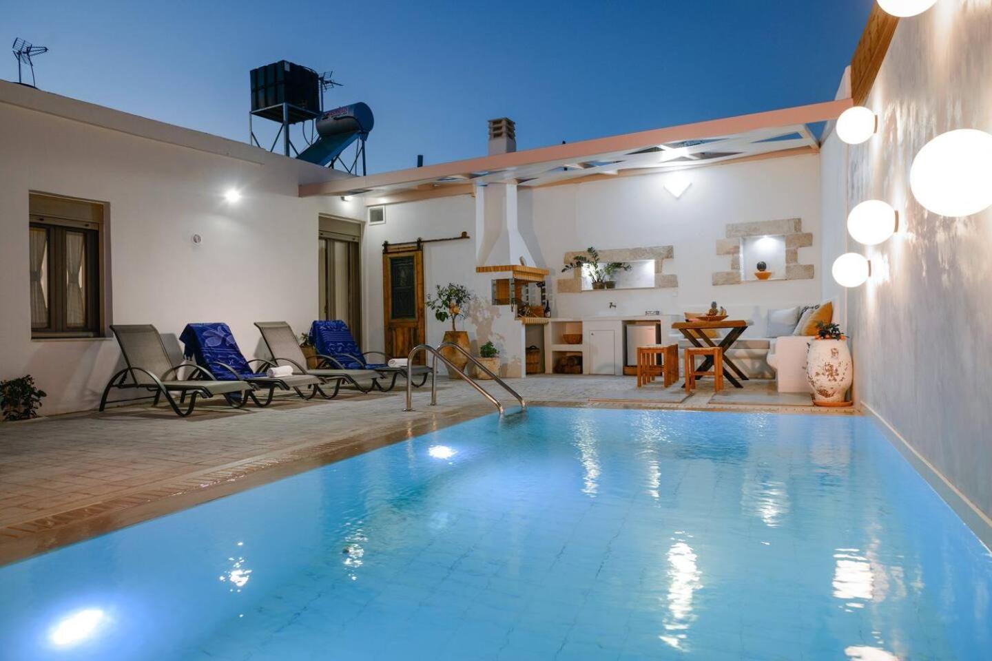 Chrisanthi Elegant Villa Pitsidia Extérieur photo