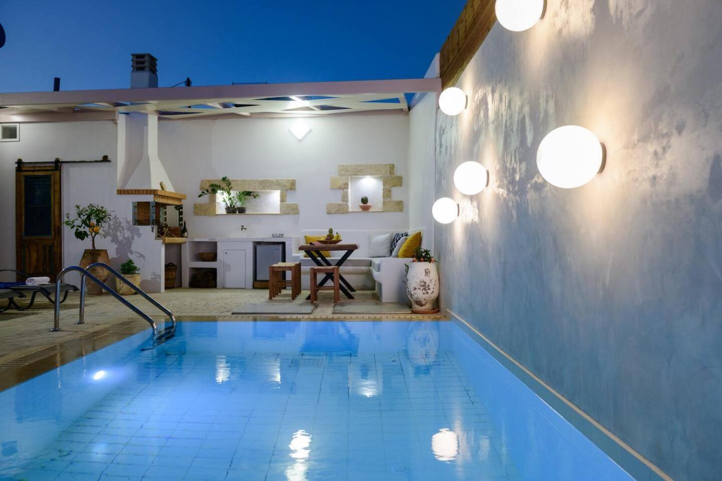 Chrisanthi Elegant Villa Pitsidia Extérieur photo